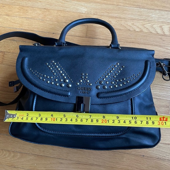 Guess Black Leather Handbag. Great Condition. - Picture 11 of 12